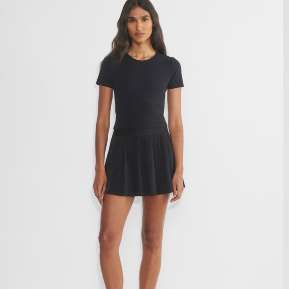 Aritzia Bound T Shirt Sz M - Picture 5 of 9